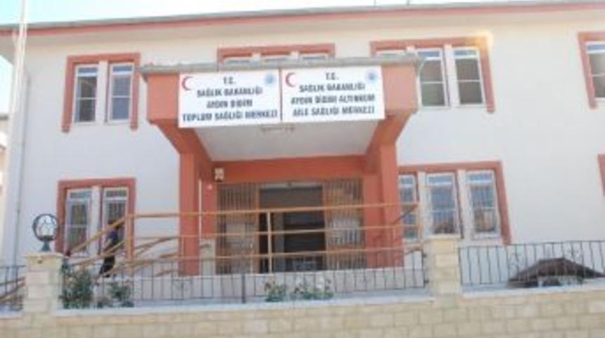 Dövmeye Kalkıştığı Doktoru Tehdit Etti