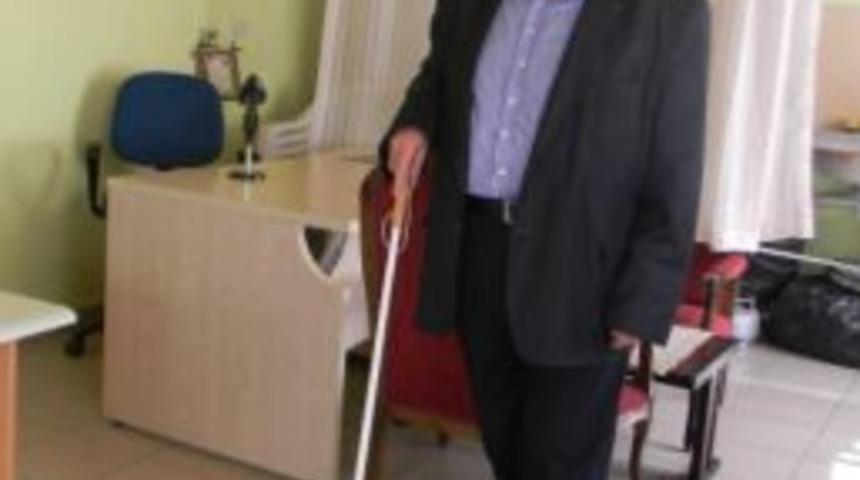 G&ouml;rme Engelliler Kabartma Yol &Ccedil;izgisi İstiyor