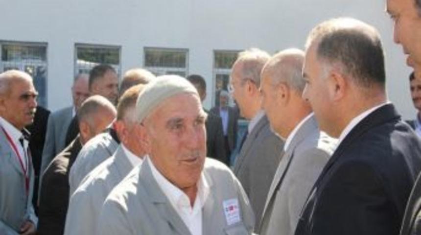 Bitlis Valisi: Kutlu Davete Mazhar Olanlar Gider