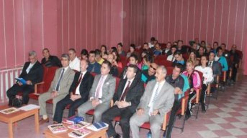 Beden Eğitimi &Ouml;ğretmenlerine Y&ouml;nelik Z&uuml;mre Toplantısı Yapıldı