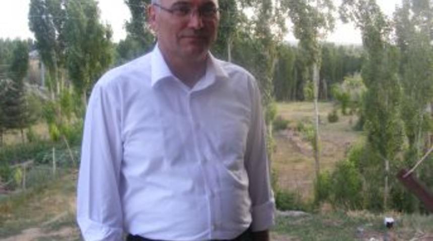 Milletvekili &Ccedil;akar, Hacca Gitmeden &Ouml;nce Vatandaşlardan Helallik Istedi