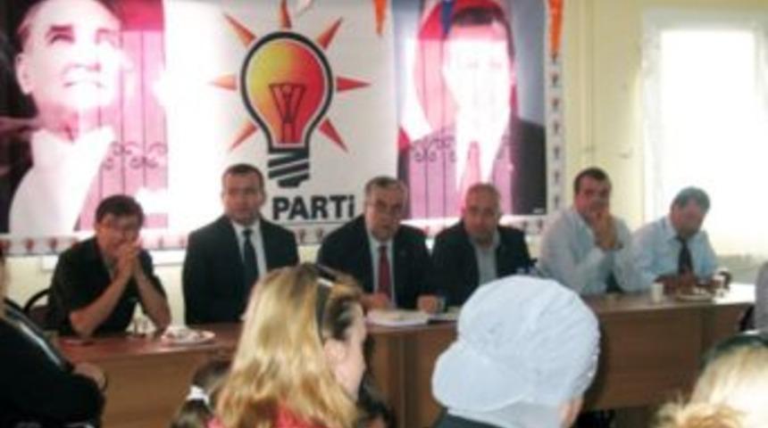 Ak Parti Urla İl&ccedil;e Başkanlığı'nda Danışma Kurulu