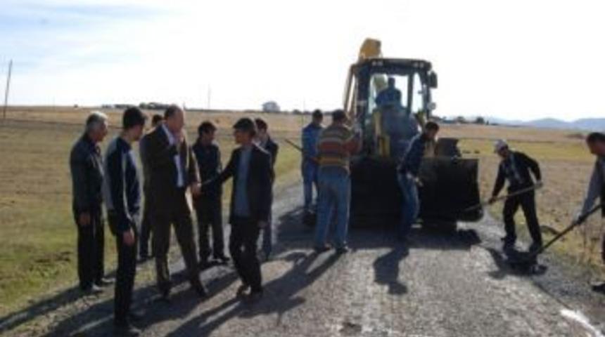 Vali Azizoğlu K&ouml;y Yollarında