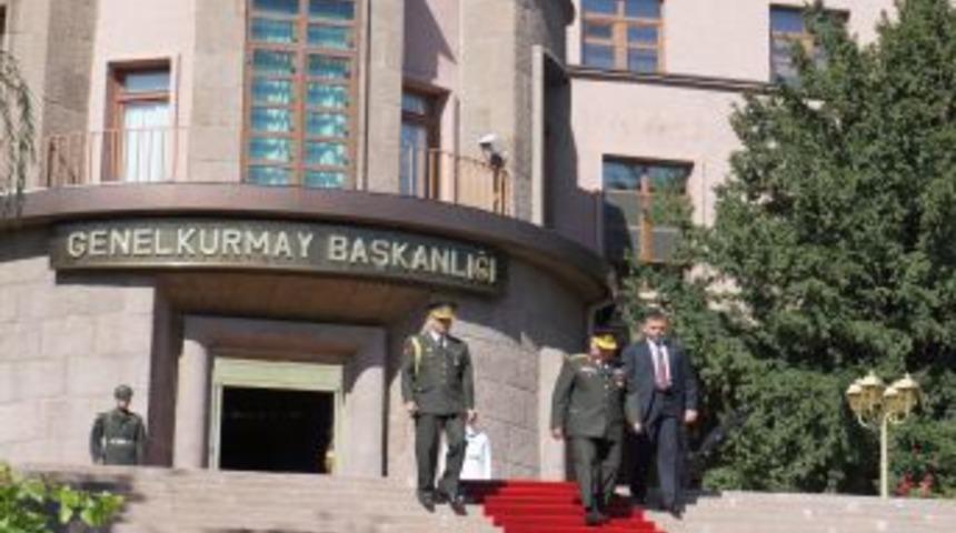 Genelkurmay Başkanı &Ouml;zel G&ouml;lc&uuml;k'te Incelemelerde Bulunuyor