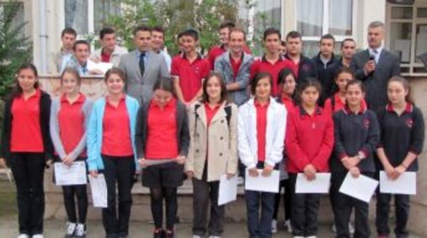D&uuml;zce Arsal Anadolu Lisesi'nin 2012 Başarısı