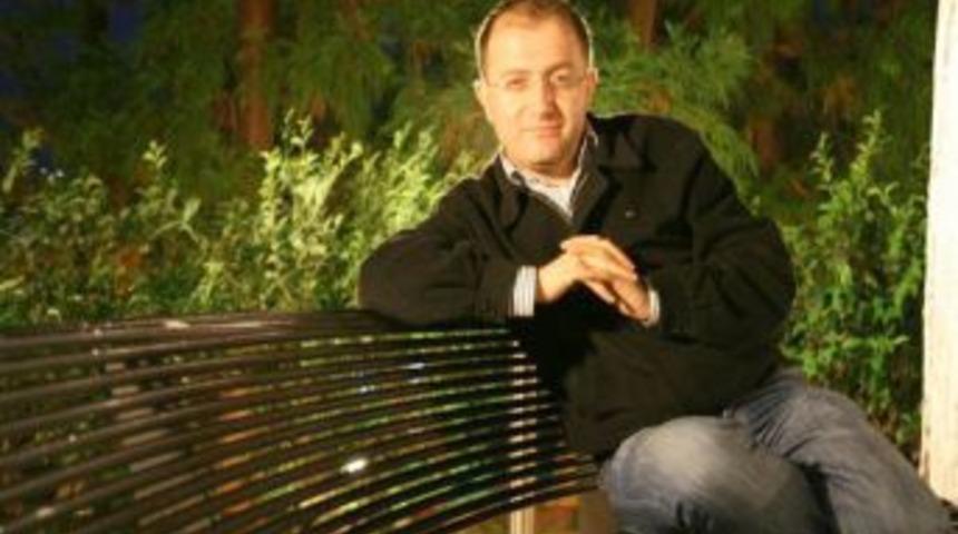 Stajyer Ve &Ccedil;ıraklar Bor&ccedil;lanma Hakkı Istiyor