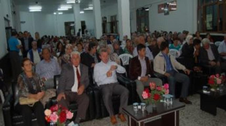 D&uuml;nya &Ccedil;ift&ccedil;i Kadınlar G&uuml;n&uuml; Kutlandı