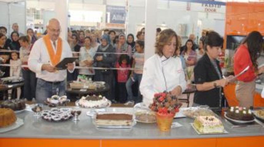 Mobilya Fuarı'nda Lezzetler Yarıştı