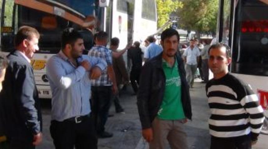 Şehirlerarası Otob&uuml;s Terminalinde Bayram Yoğunluğu Başladı