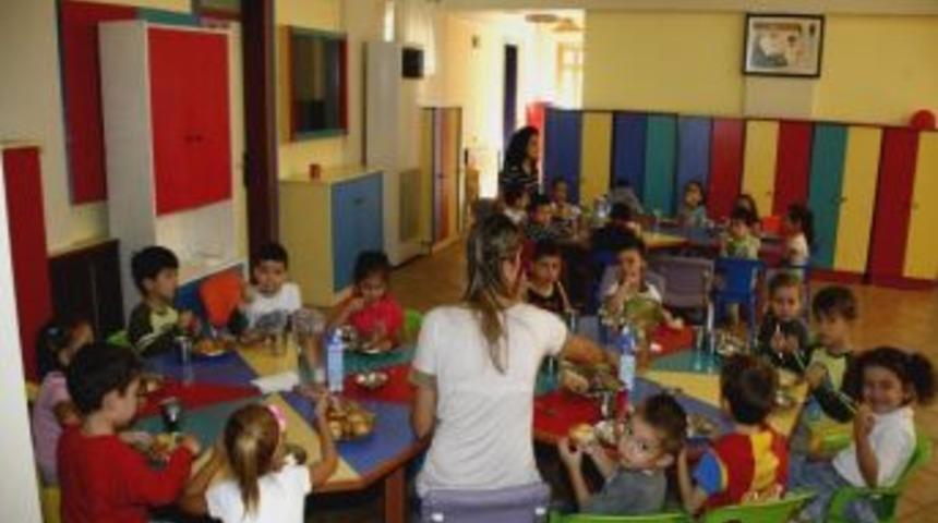 Selçuk Belediyesi Kreş Ve Gündüz Bakım Evinde Kayıtlar Başladı