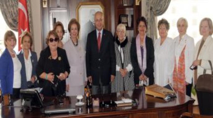 Kafkaslı: Manisa&rsquo;ya 10 Bin Yaşlı Zengin Gelecek