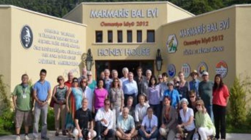 Akademisyenler Marmaris K&ouml;ylerini Gezdi