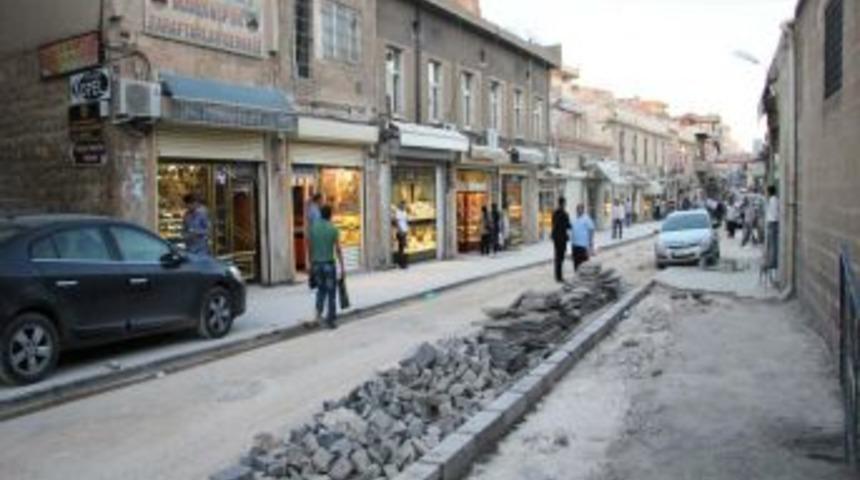 Mardin Valiliği, Altyapı &Ccedil;alışmalarını Bitirmek I&ccedil;in 500 Iş&ccedil;i G&ouml;revlendirdi