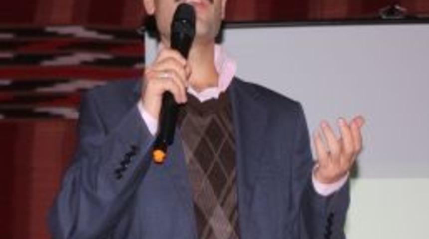 &ldquo;&ouml;ğrencinin Okul Başarısında Ailenin Rol&uuml;&rdquo; Konferansı