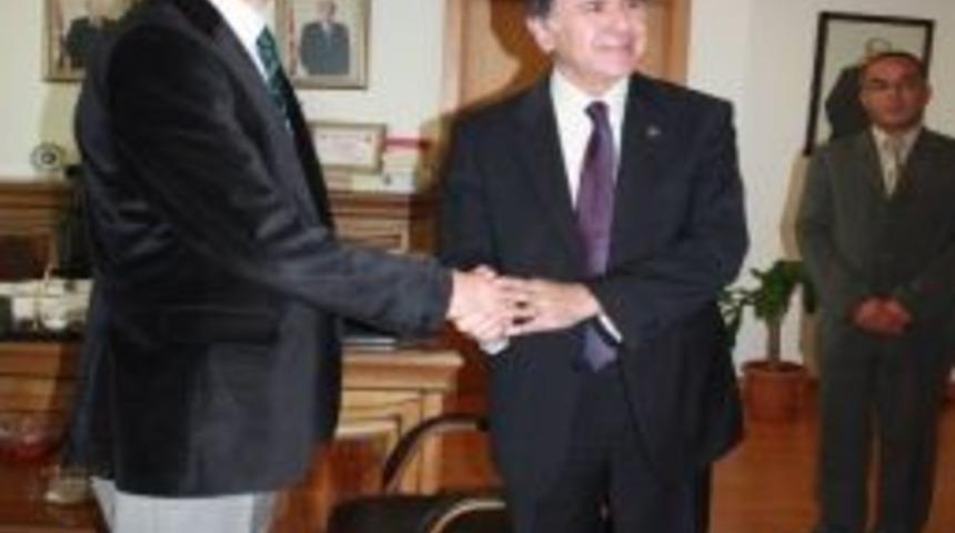 Mhp Genel Başkanı Edremit Heyetini Kabul Etti