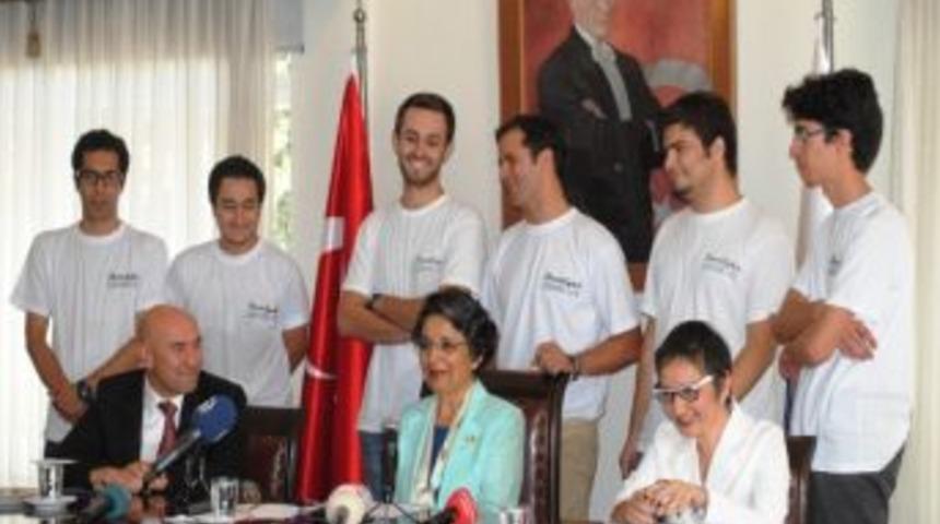 G&uuml;neş Enerjisiyle &Ccedil;alışan Araba Yaptılar