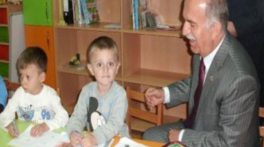 Nil&uuml;fer Belediyesi'nden Eğitime Destek