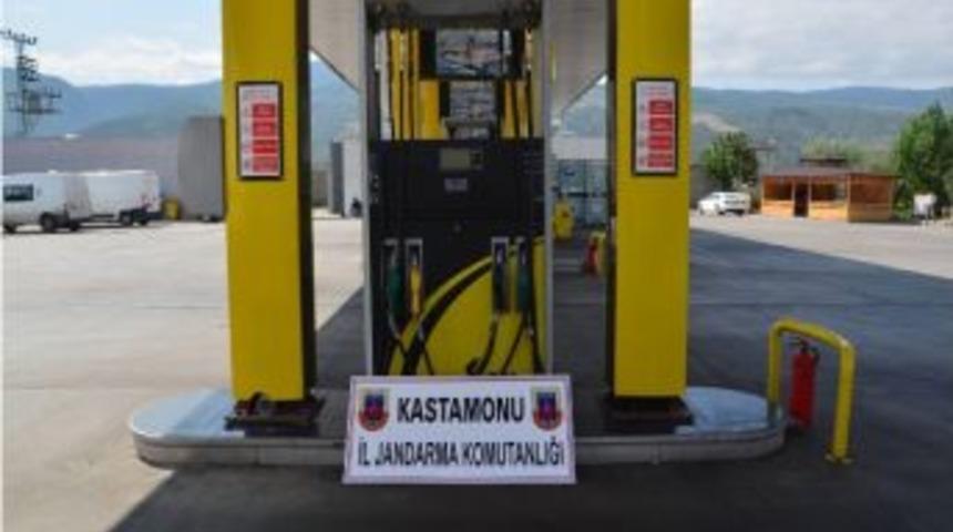 Tosya&rsquo;da Ka&ccedil;ak Akaryakıt Operasyonu