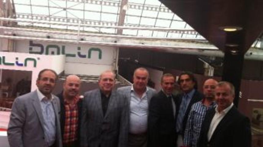 "mobilya Sekt&ouml;r&uuml; Moral Veriyor"