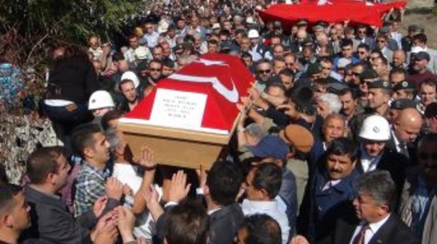 Burdur, Şehit Polis Memurunu Uğurladı