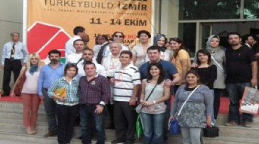 K&uuml;tahyalı Mimarlar İzmir Yapı Fuarı'nı Gezdi