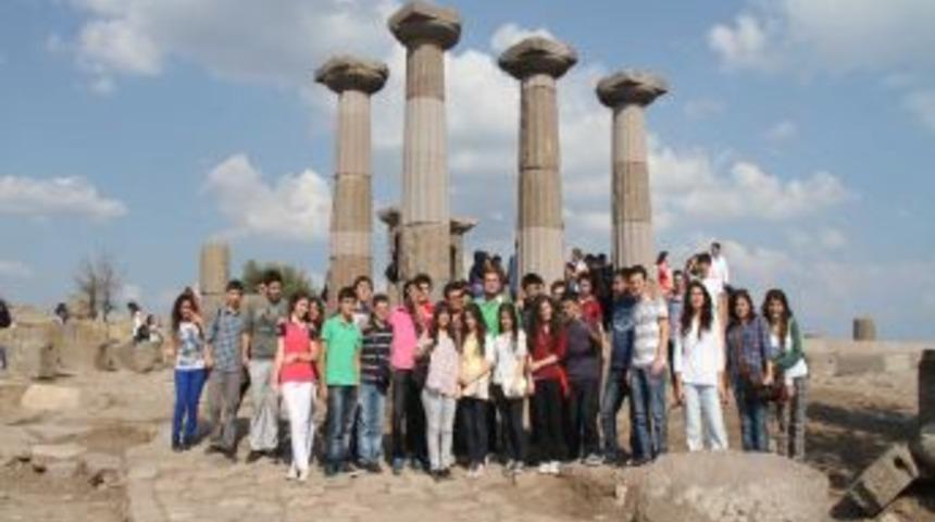 Denizlili Lise &Ouml;ğrencileri &Ccedil;anakkale&rsquo;yi Gezdi