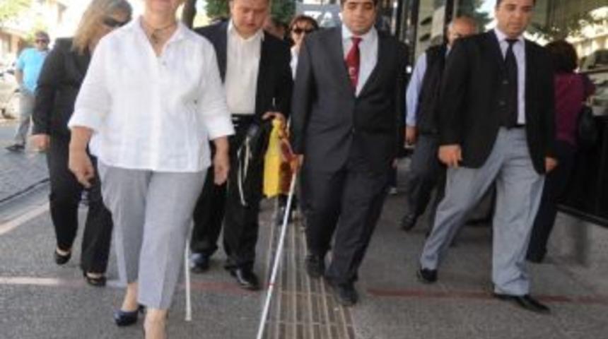 Aydın&rsquo;da D&uuml;nya Beyaz Baston G&ouml;rme Engelliler G&uuml;n&uuml; Etkinlikleri