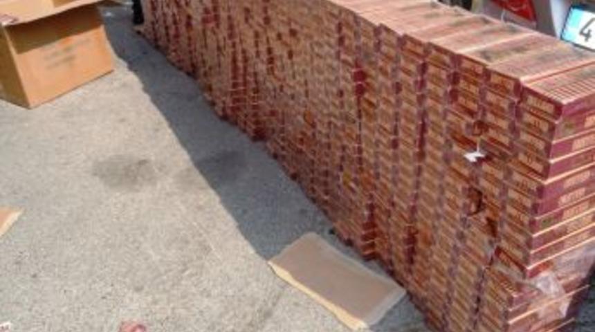 Kocaeli'nde 404 Bin 880 Paket Ka&ccedil;ak Sigara Ele Ge&ccedil;irildi