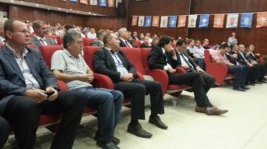 Ak Partililer &lsquo;danışma Meclisi&rsquo;nde Buluştu