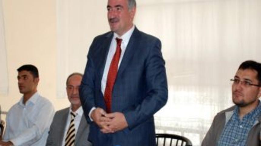 Kahta Belediye Başkanı Turanlı, Din G&ouml;revlileriyle Yemekte Buluştu