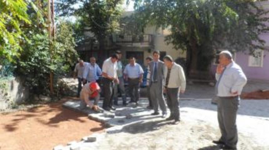 Ortacı k&ouml;y&uuml;nde parke &ccedil;alışmları devam ediyor