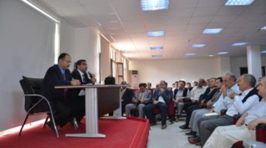 Din g&ouml;revlileri toplandı