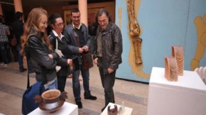 Nevin Ayduslu &ldquo;karaz Ve Kuşlar&rdquo; Seramik Sergisi
