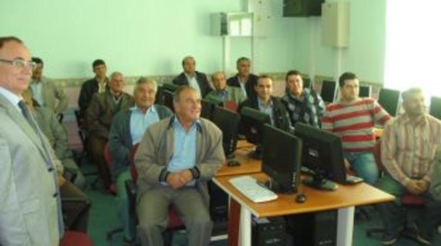 Pazarlar&rsquo;da Servis Sof&ouml;rlerine Eğitim