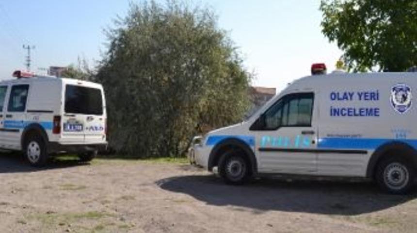 2 Aylık Bebek Evde &Ouml;l&uuml; Bulundu