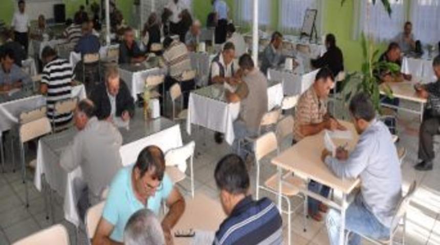 &Ouml;zel İdare Personeli Bir &Uuml;st Pozisyon İ&ccedil;in Ter D&ouml;kt&uuml;