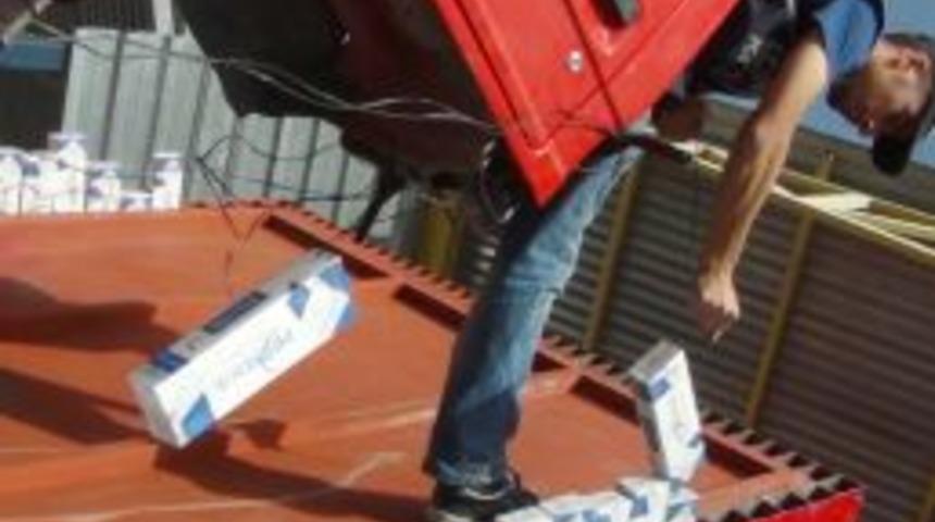 Muş Polisinin G&uuml;mr&uuml;k Ka&ccedil;ağı Sigaradaki B&uuml;y&uuml;k Başarısı