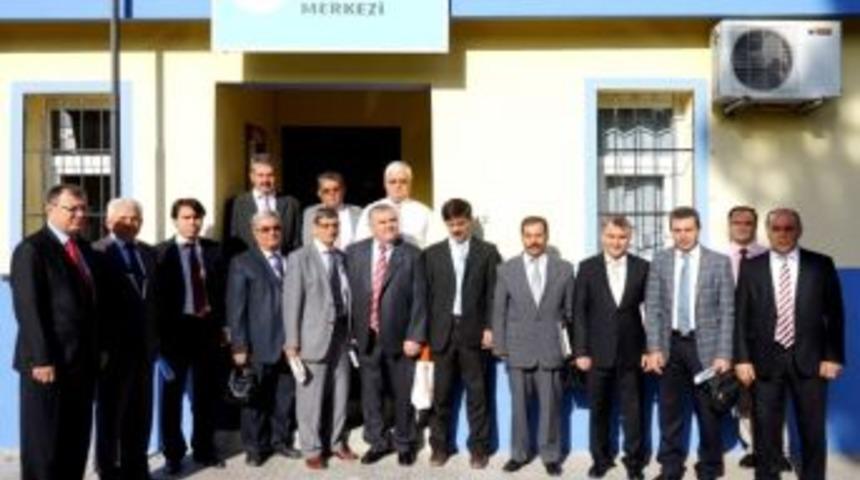 Halk Eğitim M&uuml;d&uuml;rleri Sarıg&ouml;l&rsquo;de Toplandı