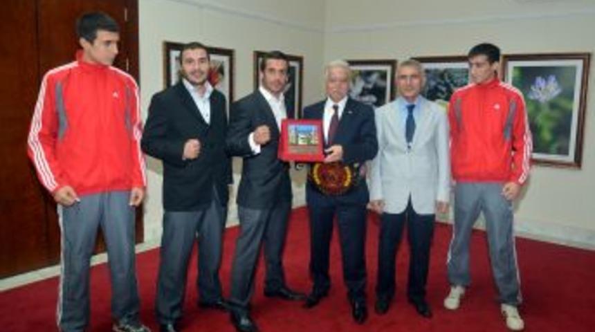 Ramazan &Ccedil;i&ccedil;ek'ten Aldırmaz'a ziyaret