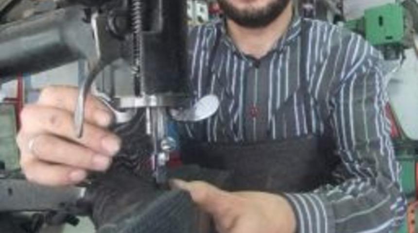 Ayakkabı Tamircilerinin '&ccedil;in' İsyanı