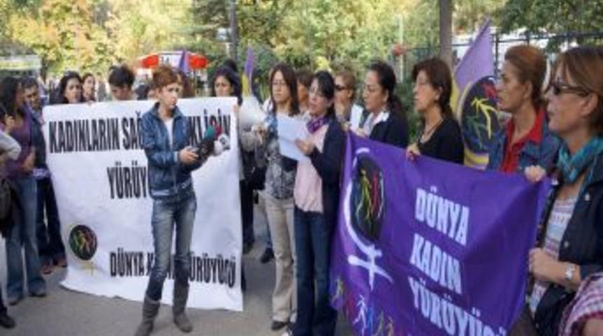 Bakanlık &Ouml;n&uuml;nde Kadınların Sağlık Hakları I&ccedil;in Y&uuml;r&uuml;d&uuml;ler