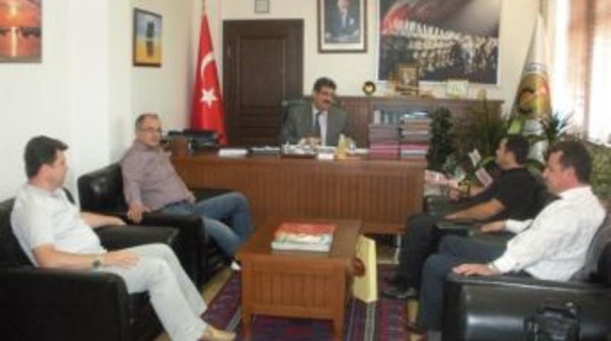 Balıkesir&rsquo;de Veterinerler Yeni M&uuml;d&uuml;r&uuml; Ziyaret Etti