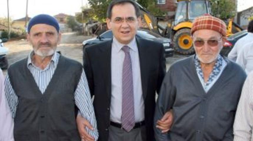 AK Parti Samsun Milletvekili Mustafa Demir, K&ouml;yl&uuml;n&uuml;n Sorunlarını Dinledi