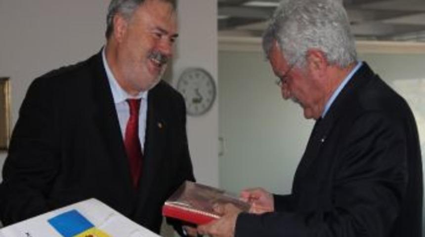 &Ccedil;ankaya'ya Yeni El&ccedil;ilik Binası Geliyor