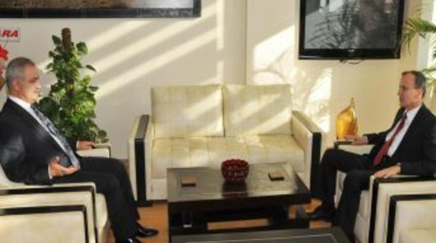 Başkan Kara&rsquo;dan OK&Uuml; Rekt&ouml;r&uuml; B&uuml;y&uuml;kalaca&rsquo;ya Ziyaret