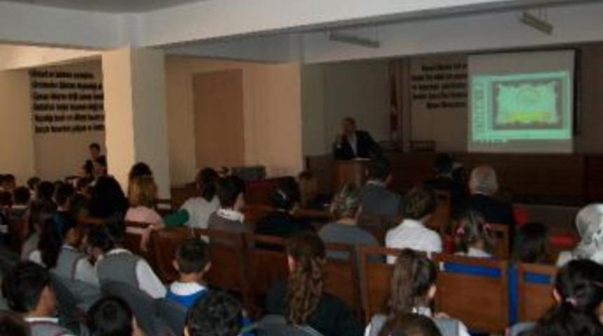 &Ouml;ğrencilere &ldquo;bilin&ccedil;li T&uuml;ketici Nasıl Olunur&rdquo; Konulu Eğitim Verildi