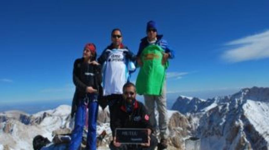 Dağcılar Sezonun İlk Karında Zirve Yaptı