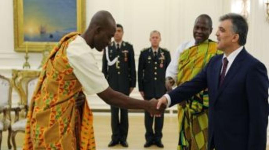 Cumhurbaşkanı G&uuml;l, Gana B&uuml;y&uuml;kel&ccedil;isi Abass'ı Kabul Etti