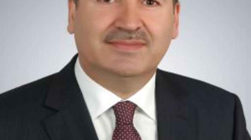 TKK Genel M&uuml;d&uuml;r Kutlu'ya 'Yılın Genel M&uuml;d&uuml;r&uuml;' &Ouml;d&uuml;l&uuml;