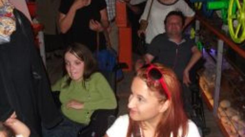 Engelliler, Merinos Enerji M&uuml;zesi'ni Gezdi